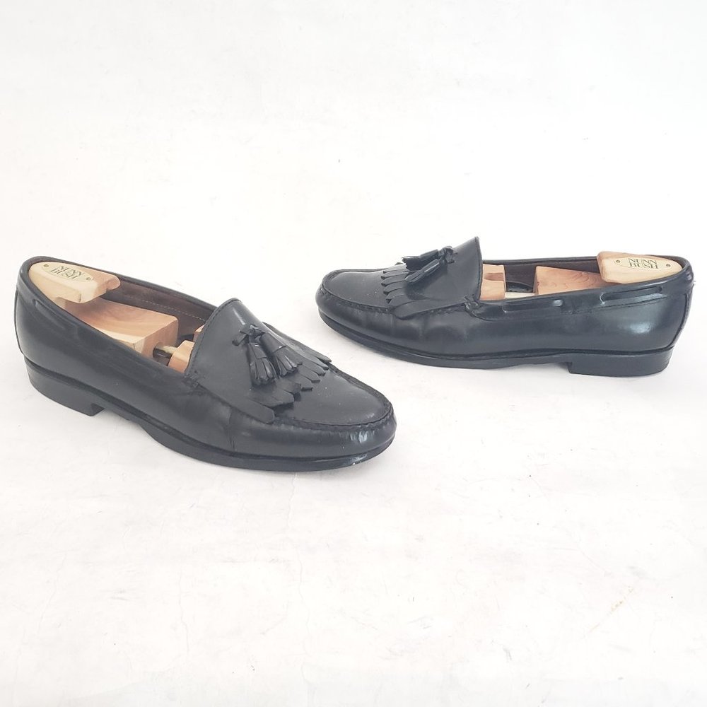 G. H. Bass & Co Weejuns Tassle Loafers - Size 10